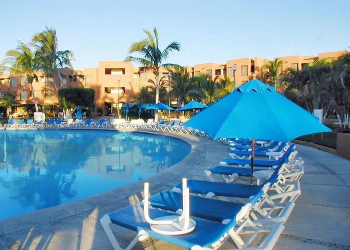 Cabos Resort 4*