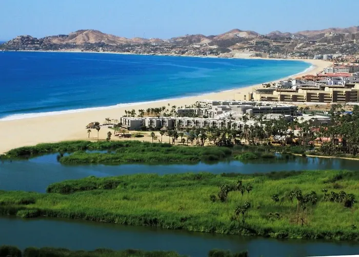 Resort Cabos 4*